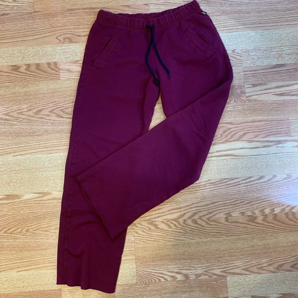 PINK sweatpants - Picture 4 of 8